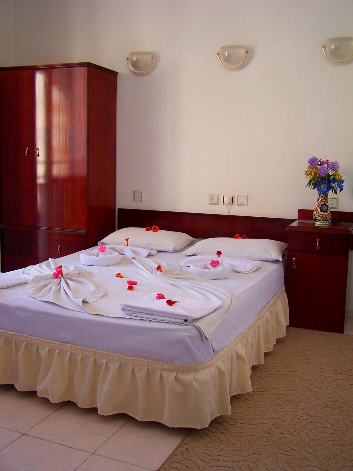 Villa Fortin Pension Kusadasi Bagian luar foto