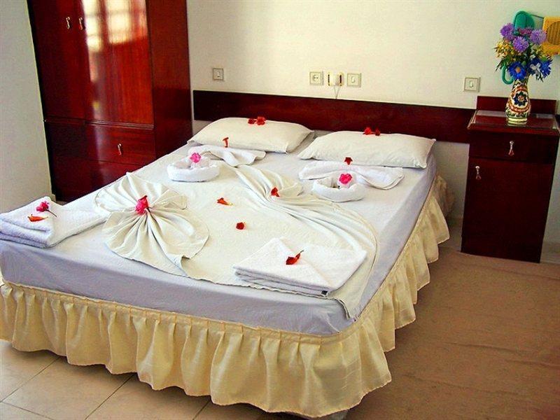 Villa Fortin Pension Kusadasi Bagian luar foto
